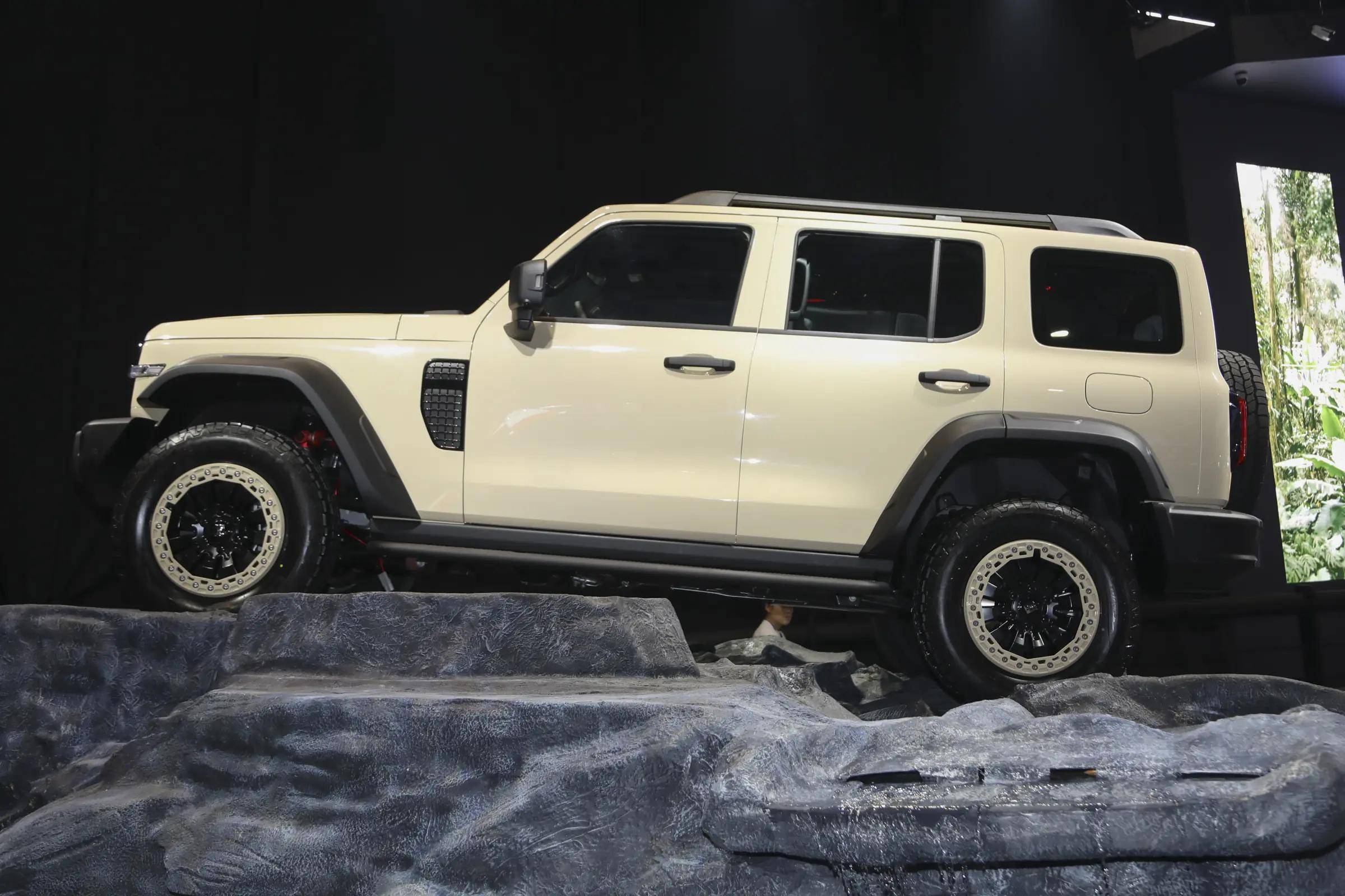 加时末段法甲传出新动向，皇家社会绝杀压哨，管理层表态：媒体盛赞，阵容厚度经受考验(英超升降级球队)